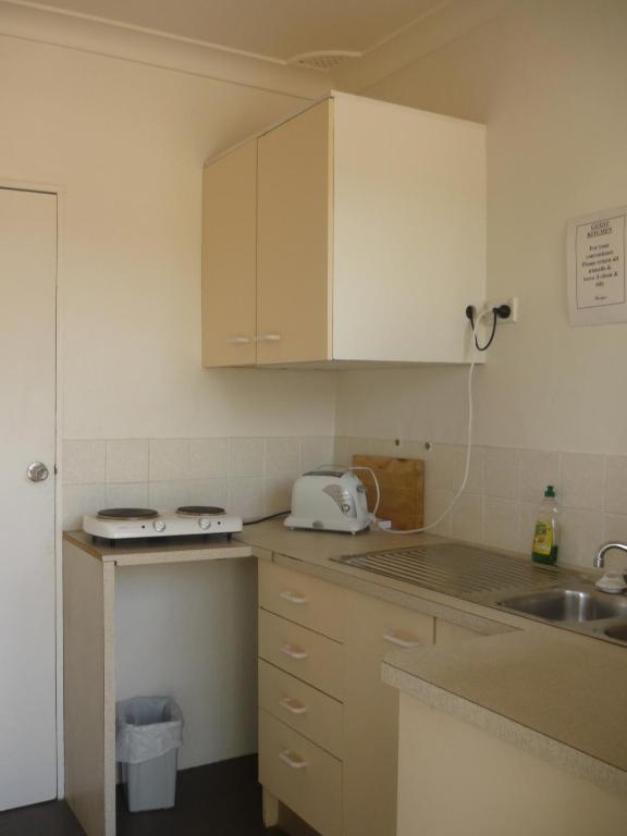 Hanging Rock Family Motel Batemans Bay Exterior foto